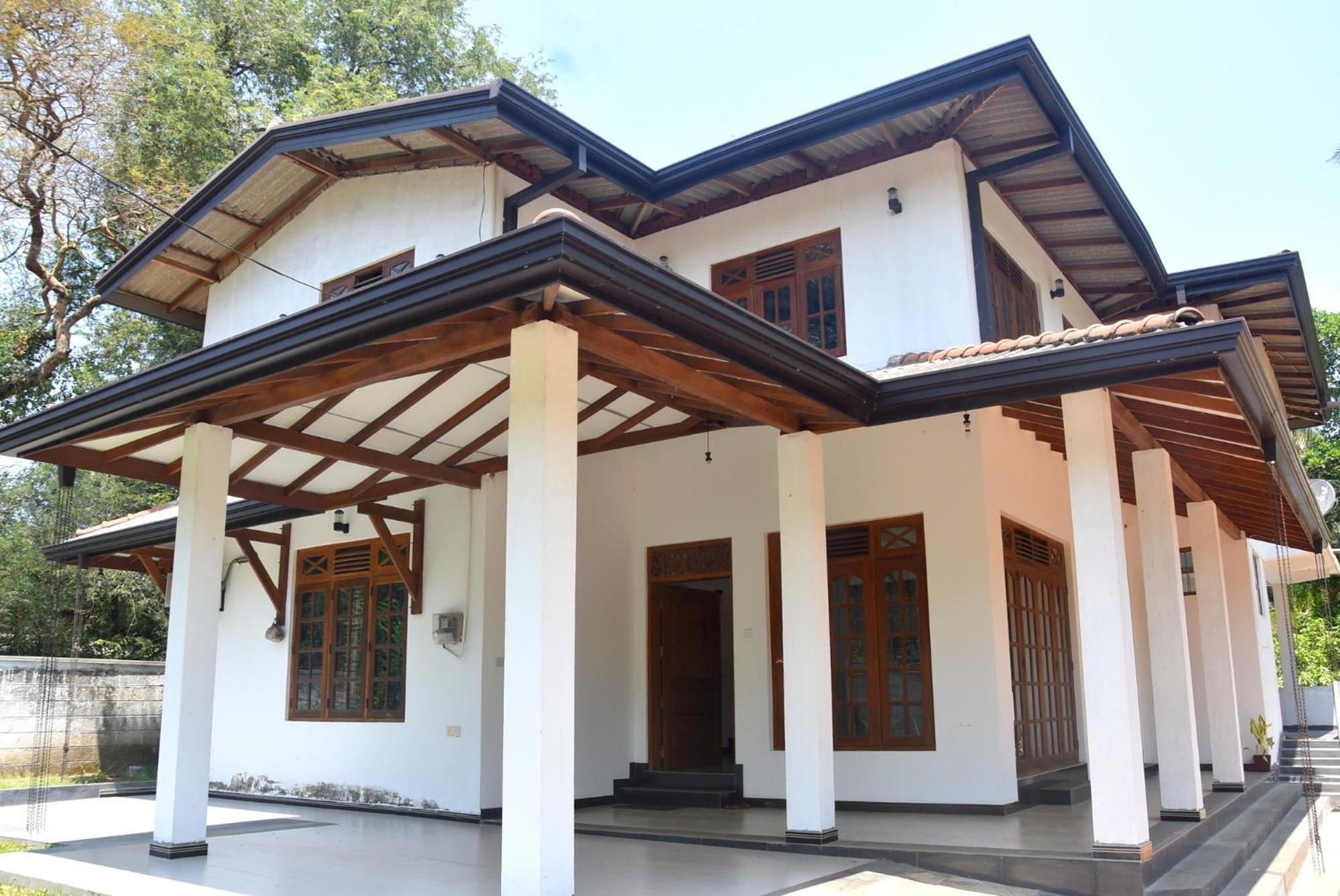 Silverline Guest House 阿努拉德普勒 外观 照片