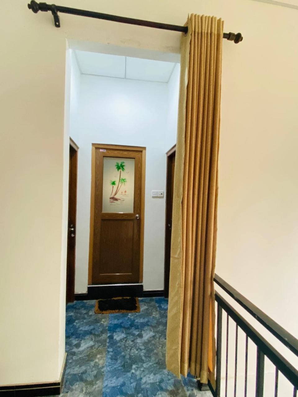 Silverline Guest House 阿努拉德普勒 客房 照片